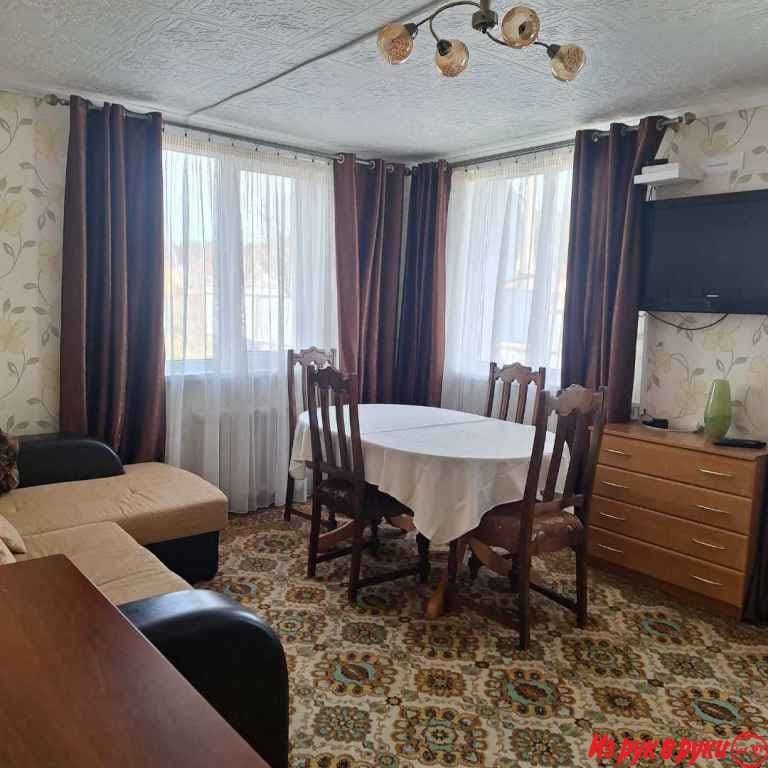 Ищите уютный домик, чтобы хорошо провести выходные в кругу друзей, сем