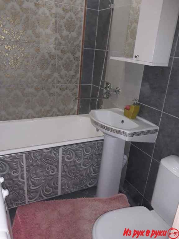 Квартира расположена не далеко от центра города, рядом с жилищным комп