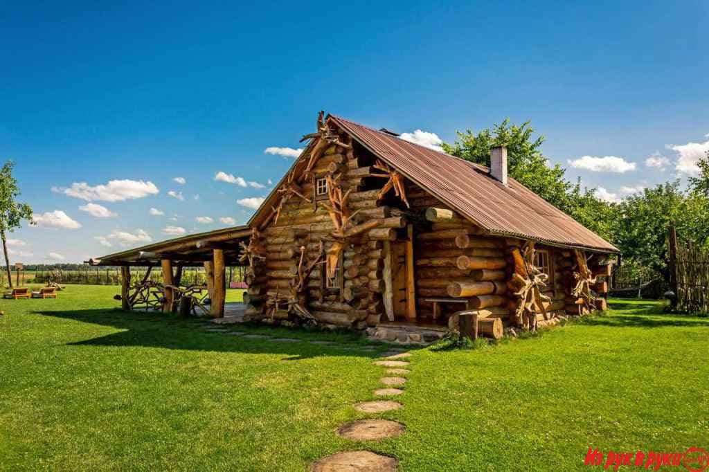 Агроусадьба «Вясёлая хата» Старинная белорусская усадьба находится в 7
