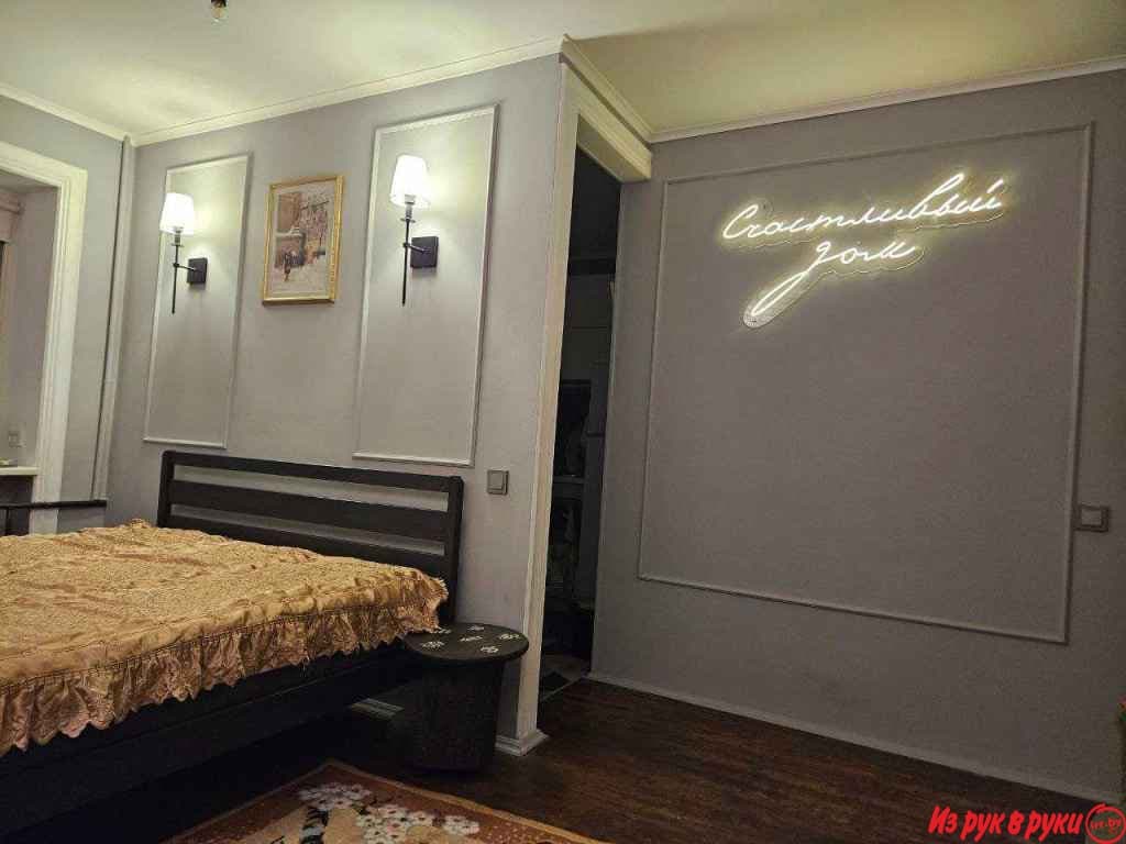 Центр города, 15 минут ходьбы от вокзала.Окна выходят на закат. Под ок