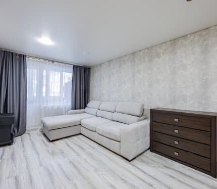 Уютная 2-комнатная квартира с раздельными комнатами и свежим ремонтом