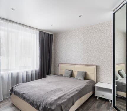 Продаются две комнаты в 3-комнатной квартире, 5 минут пешком до метро!