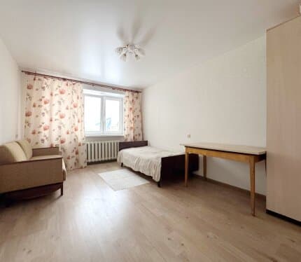 Продаётся комната в 5-комнатной коммунальной квартире в центре Минска, по адресу: ул. Академическая, д. 23