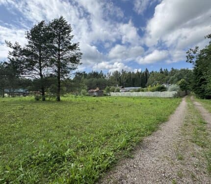 Продаётся участок по среди леса 9,62 сот. ((ЧС) (27км от МКАД, 27 минут на авто)).