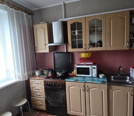 4-х комнатная квартира по улице Мазурова