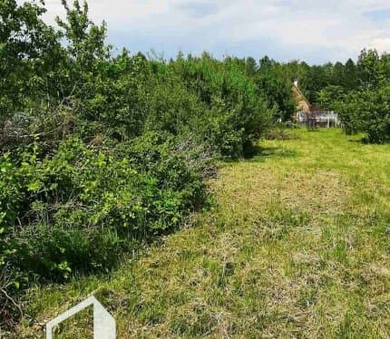 В С/Т "Ивонцевичи" продаётся  участок, площадь которого 10.18 соток.