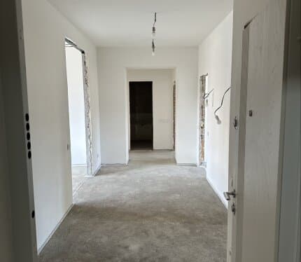 4-комнатная квартира, ул. Сурганова 42