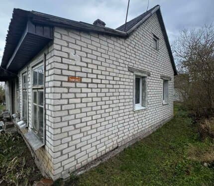 ДОМ С ПРОСТОРНЫМ УЧАСТКОМ В КОЗЛОВИЧАХ