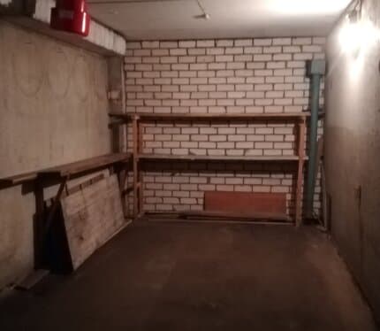 Сдам сухой бокс/гараж (ГСК «Строитель»). Работаю с ЮРЛИЦАМИ (безнал) и физ. лицами.