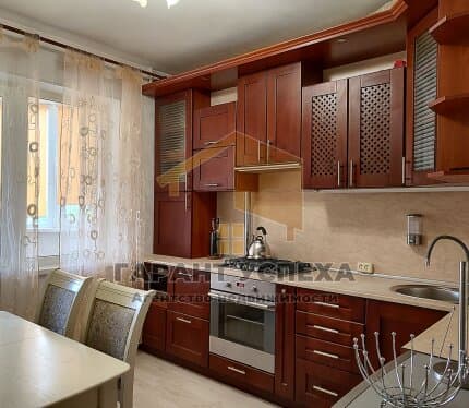 Лот 9563. Брест, ул. Янки Купалы. Аренда 3-комнатной квартиры