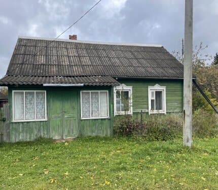 Без посредников сдается дом в гп. Освея. За более детальной информацией прошу связываться лично по электронной почте, так как часто нахожусь за границей. 