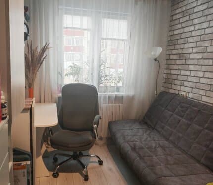 Продажа комнаты в 3-комнатной квартире, ул. Фабричная, 12