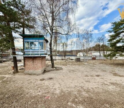 Площадка рынка. Целевое назначение участка- земельный участок для строительства и обслуживания зданий и сооружений для хранения объектов автомобильного транспорта. по адресу: г. Бобруйск, ул. Минская, 172, в промышленной зоне, рядом с заводом Крупногабаритных шин.