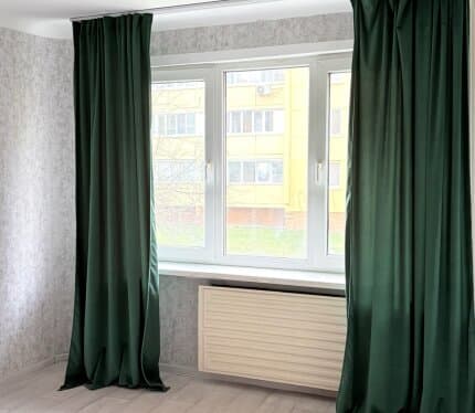 Сдаётся 1-комнатная квартира на длительный срок ответственным и аккуратным людям ,без животных. Оплата каждый месяц + коммунальные платежи (оплата по счетчикам). Перед заселением оплата в размере месячной арендной платы. В квартире есть холодильник, кровать, стол(2 шт)стиральная машина,стул Прописан 1 человек Сдается квартира,,после ремонта,по всем вопросам пишите в личные сообщения