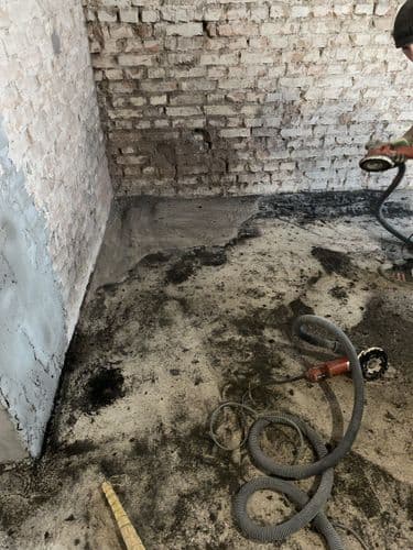 Шлифовка(удаление) битума на полу