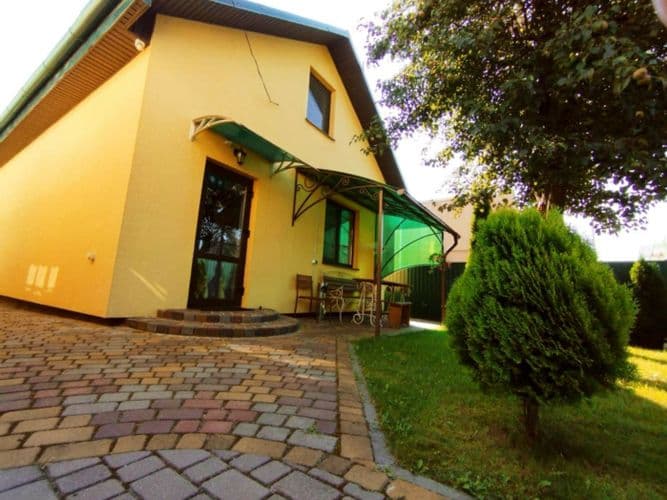 Домик в аренду от 15 дней. Аренда до мая месяца. Для 1-2 человек. Без домашних питомцев.Парковка рядом с домом. Оснащен всем необходимым для комфортно...