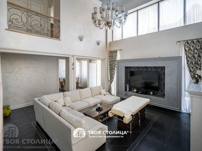 Сдается дом в экологически чистом районе городе на берегу Цнянского водохранилища. Общая площадь дома 347,5 кв.м., жилая – 203,9 кв.м. 6 комнат. На ...