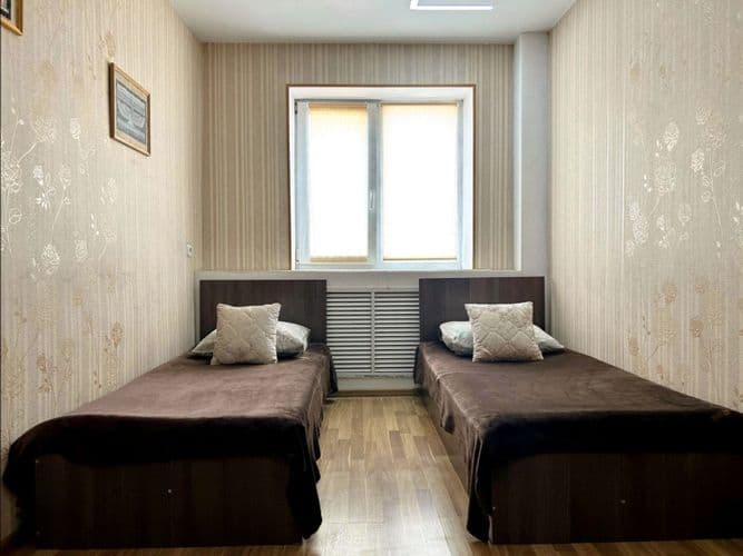 Парковая зона. Вид из окон на площадь Ленина.