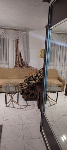 Сдаётся дом, 4 комнаты, на длительную аренду. Два этажа, на каждом по 2 комнаты, своя кухонная зона и свой санузел. Есть мебель, бытовая техника, п...