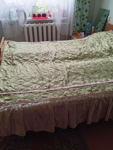 Сдам комнату, только девушкам до 30 лет. Без вредных привычек.