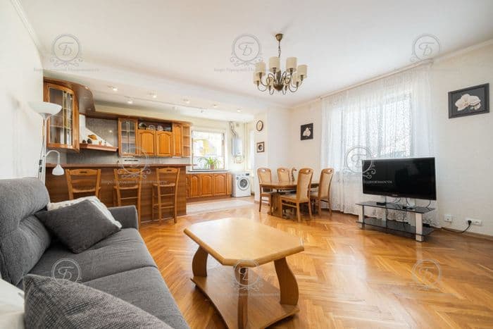 СДАЁТСЯ в аренду 2-этажный уютный экологичный дом в центре Минска по адресу: ул.Гая, 57 в Центральном районе в окружении парков. Комфорт частного до...