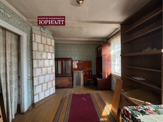 В продаже часть дома по пер.Грушевскому,1-му. Общая площадь 43.1 кв.м., жилая 24.2 кв.м., кухня 8.7 кв.м. Ко второй части дома подведен газ, централ...