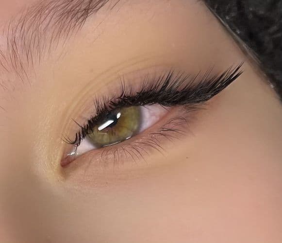 Наращивание ресниц Малиновка