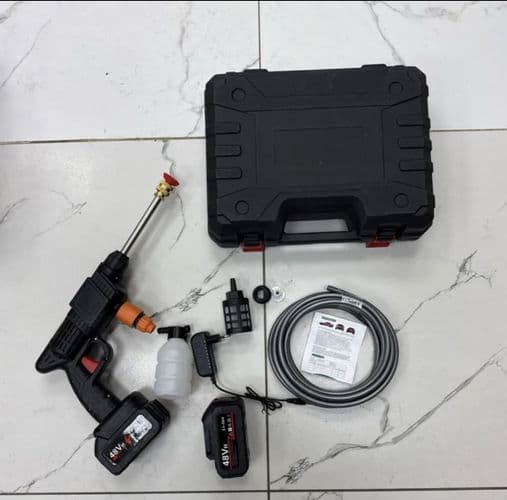 Аккумуляторная мойка высокого давления