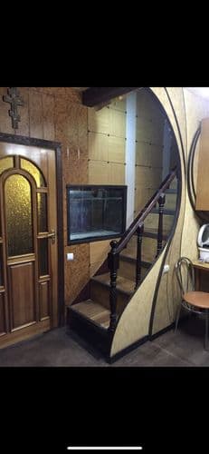 Сдам койко-место , коммунальные платежи НЕ включены в стоимость. 200- оплата за койко-место +коммунальные платежи (до 70 руб). Мебель , вайфай, стирал...