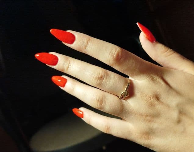 Маникюр/педикюр/гель-лак