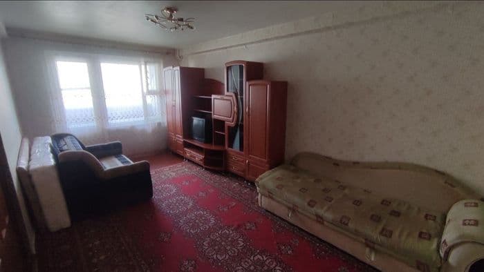 Сдаётся проходная комната. Парню 20-30 лет (без вредных привычек). На квартире проживают 2 парня до 30 лет. (Парам, с детьми, с животными и людям ста...