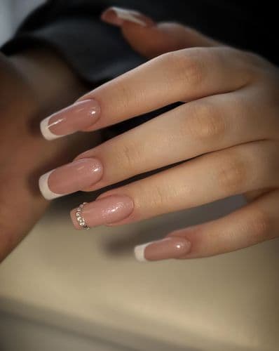 Маникюр, наращивание ногтей/Сухарево