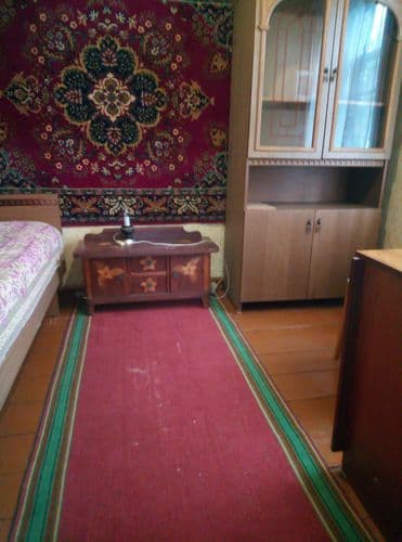 Сдаётся отдельная комната для парня командированного, заочника без вредных привычек. Цена 18 руб. По всем вопросам только по телефону. На смс не отвеч...