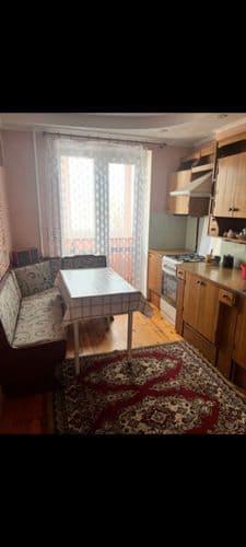 Только на длительный срок и с обязательным заключения договора. Желательно семье, с возможностью самостоятельного обслуживания (по необходимости - лам...