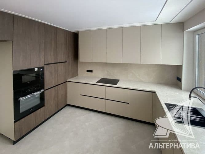 5-комнатная квартира, г. Брест, пр-т Республики, 2022 г.п., 5 + мансарда / 5 + мансарда ж/б каркас + блок, 179,0 / 172,7 / 115,4 / 9,3, два совмещенны...