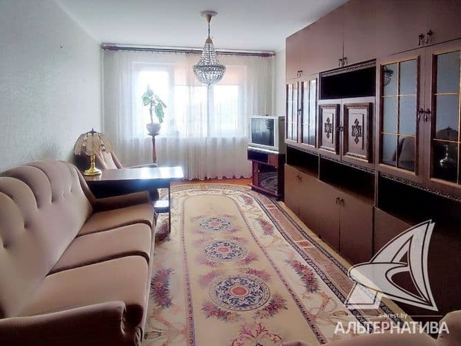 3-комнатная квартира, г. Брест, Партизанский пр-т, 1982 г.п., 6 / 12 панель, 74,3 / 69,5 / 40,7 / 9,7, санузел раздельный, две лоджии застеклены, стек...