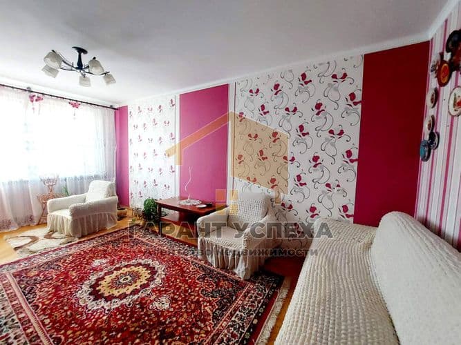 Лот 9461. В микрорайоне Восток продаётся светлая, уютная трёхкомнатная квартира на 3 этаже 5-этажного панельного жилого дома. Удобная планировка: три ...