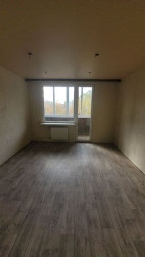 Продажа 4-х комнатной квартиры Могилёв бульвар Непокорённых д.81. Квартира расположена на 4-ом этаже 5-ти этажного панельного дома 1974 года постро...