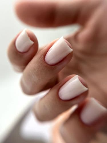 Маникюр в уютном салоне красоты рядом с вокзалом 