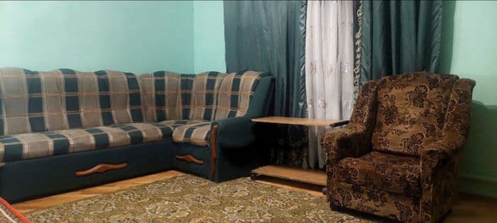 Сдаётся комната , Парню, в частном , без хозяев, м-н Речица, 15 мин центр, развитая инфраструктура, есть мебель , бытовая техника. Договор найма