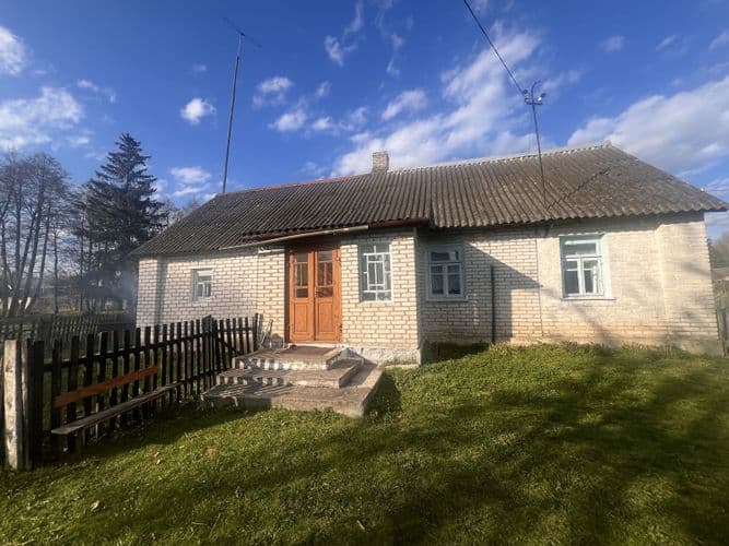 Дом в деревне на лето и не только! Период аренды: с мая по октябрь, возможен долгосрочный проживание. ...