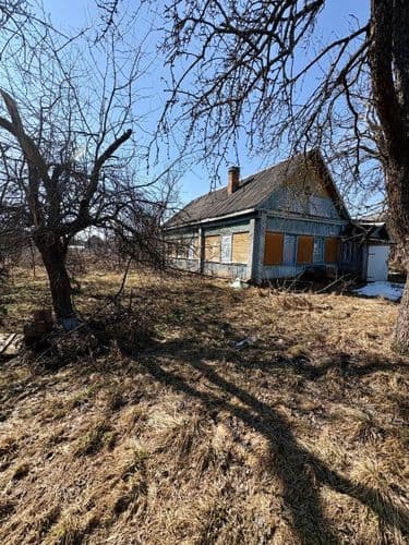 Продается деревянный дом с большим земельным участком в городе Могилёве (р-н Броды). Печное отопление. Подведено электричество. Газ и водоснабжение от...