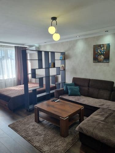 Сдаётся в аренду квартира в одном из лучших домов самого востребованного района города. В квартире свежий, качественный ремонт. Вся мебель и техника –...