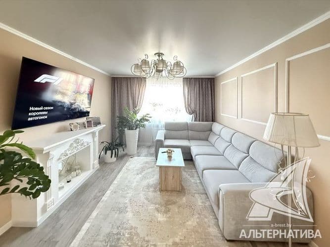 3-комнатная квартира, г. Брест, ул. Колесника, 2021 г.п., 8 / 11 панель, 79,3 / 76,7 / 47,4 / 10,5, санузел раздельный, лоджия застеклена, стеклопаке...