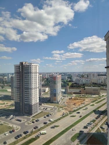 Сдается 1-комнатная квартира-студия. Новый дом (2023 г.), 21 этаж, окна выходят на Лошицу, современный светлый ремонт. Укомплектована новой мебелью и...