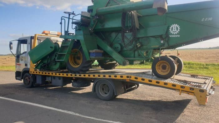 Перевозка сельхозтехники, спецтехники.