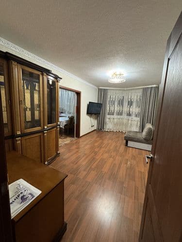 Сдается 3-х комнатная квартира в Ленинском районе, микрорайон Лошица. С мебелью , техникой , со всеми удобствами. ТОЛЬКО ГРАЖДАНЕ РБ По всем вопросам ...