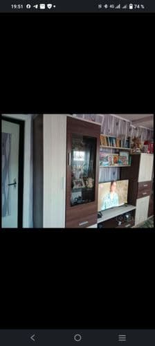 В продаже жилой дом расположен недалеко от озера и реки Днепр, остановка общественного транспорта в трёх минутах хотьбы, сад и школа так же находится ...