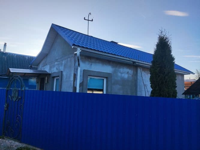 Дом Дача в конце улицы Гагарина. Дом небольшой с современным ремонтом , окна ПВХ , кондиционер , разнообразные варианты отопления кроме газа . Небольш...