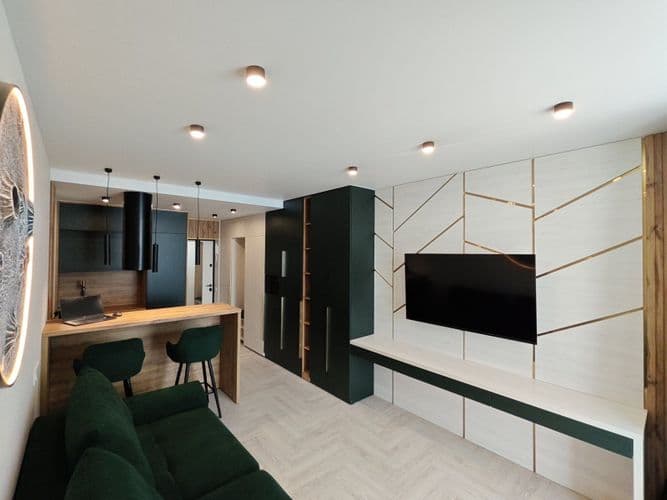 Сдаётся с 24 апреля 2026 г. Уютная, однокомнатная квартира. В квартире выполнен дизайнерский ремонт с использованием только высококачественных матери...